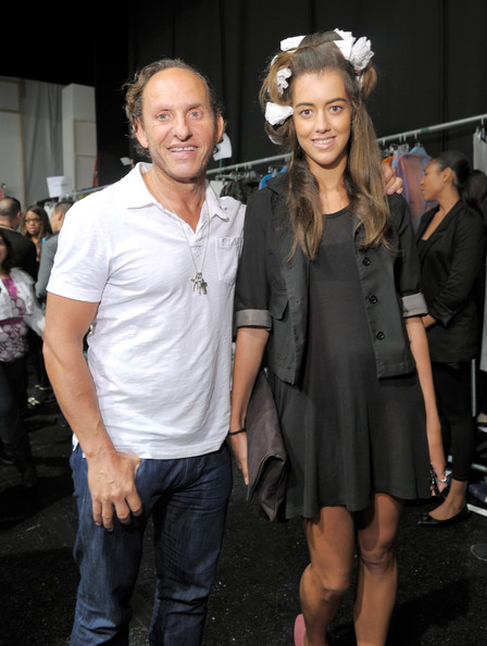 Custo+Barcelona+Backstage+Spring+2011+MBFW+mmbi-82yDV3l