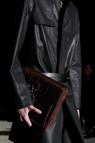 bagcraze_lv_men_fall2011_2