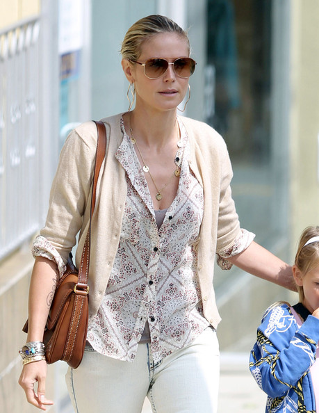 Heidi Klum with Snaffle bit handbag