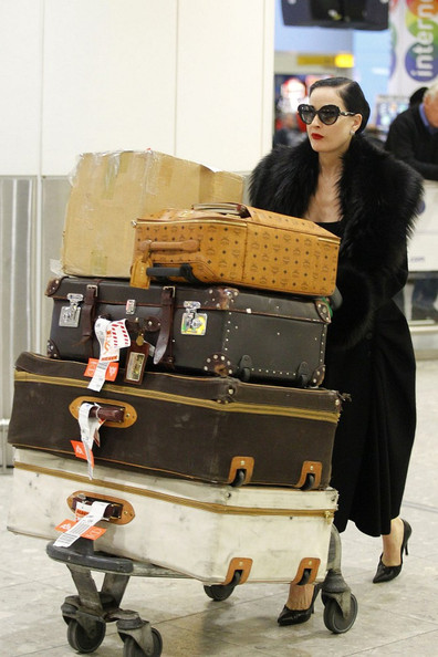 Dita Von Teese, Saigon bag Goyard