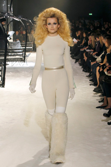 Moncler-Gamme-Rouge-Fall-Winter-2012.13-Womenswear-Collection-271