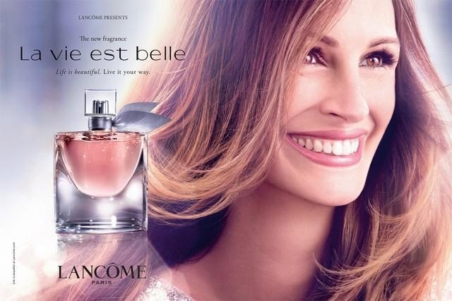 Lancôme La Vie Est Belle Fragrance 2012 Ad Campaign featuring Julia Roberts lensed by Carter Smith.