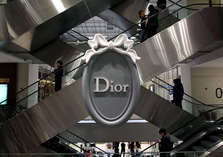 printemps-dior-pop-up-2012-