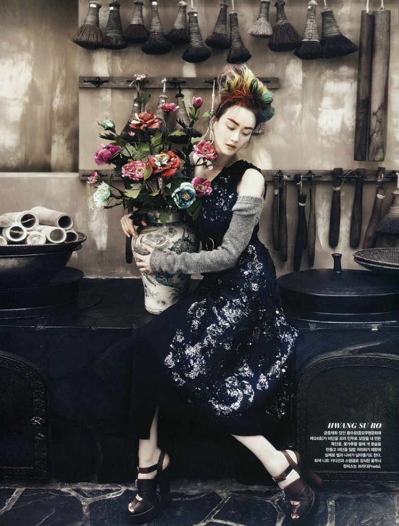 vogue-korea-august-2013-fashion-into-crafts