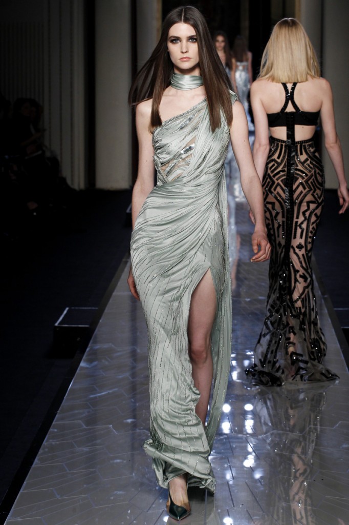 atelier-versace-fall-2014-couture-28_180816953503