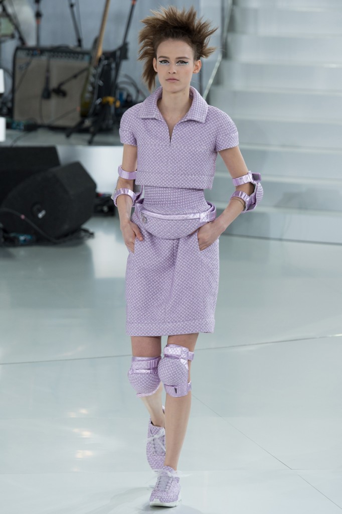 chanel-spring-2014-couture-18_104739154899