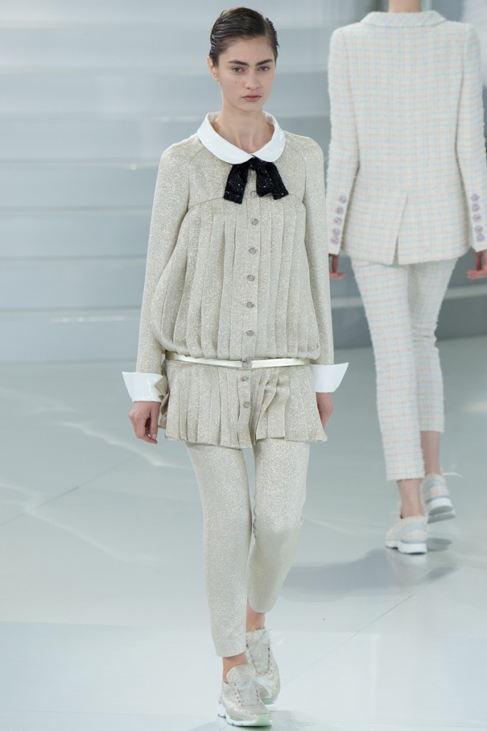 chanel-spring-2014-couture-29_104748355791