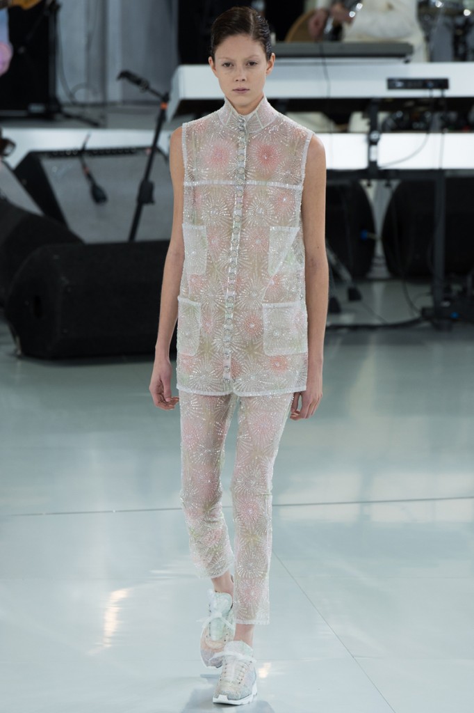 chanel-spring-2014-couture-32_104751590689