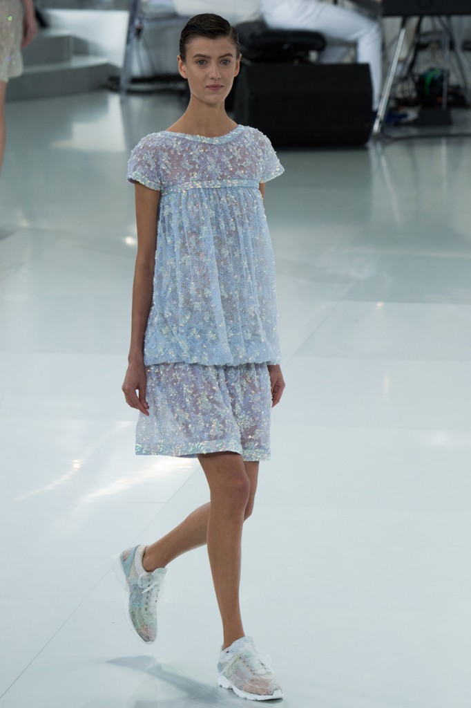 chanel-spring-2014-couture-35_104754763981