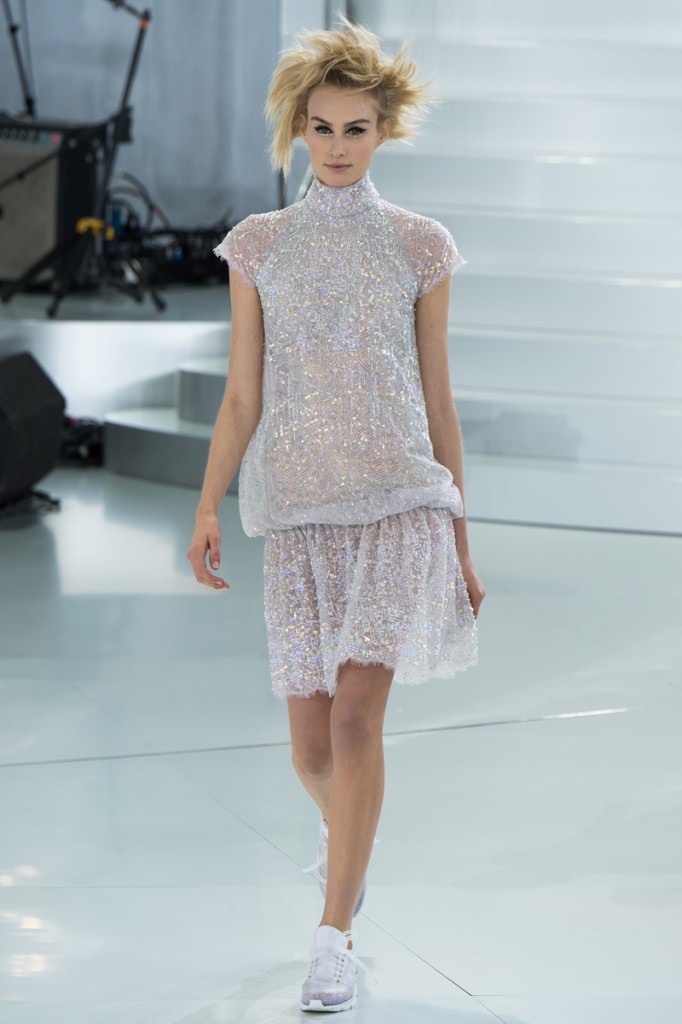 chanel-spring-2014-couture-36_104755692054