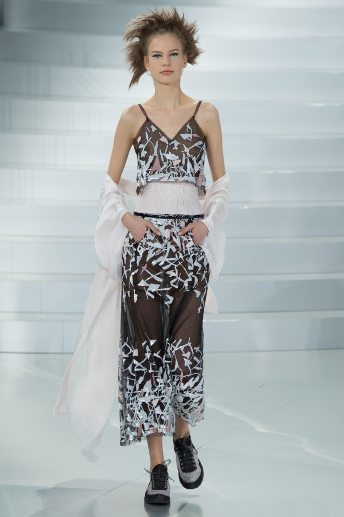 chanel-spring-2014-couture-44_104802407346