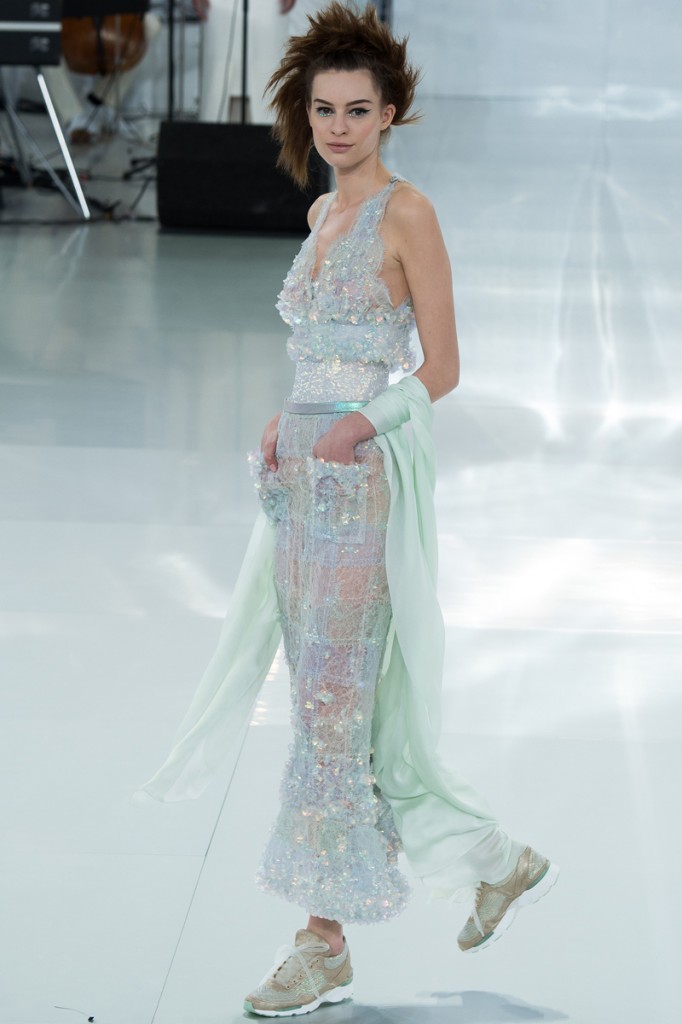chanel-spring-2014-couture-52_104809984722