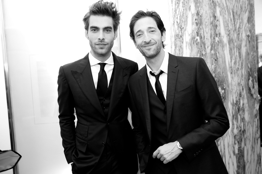 soir__e_bulgari_c__l__bre_ses_130_ans_jon_kortajarena_adrien_brody___995508668_north_883x.1