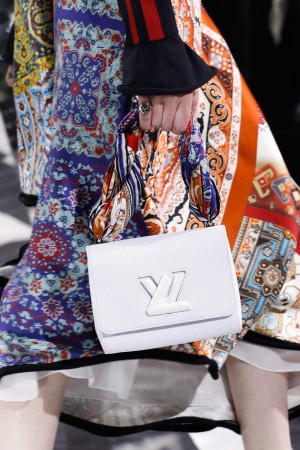 Louis-Vuitton-White-Epi-Twist-Bag-Fall-2016-300x450